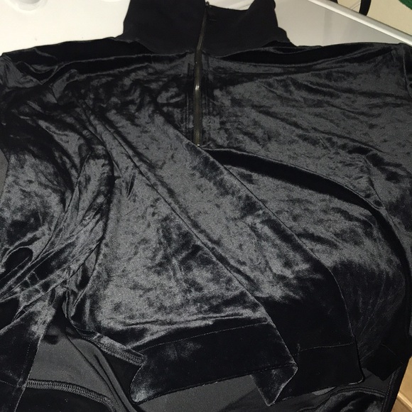 Spanx Velvet Pullover - Picture 9 of 13